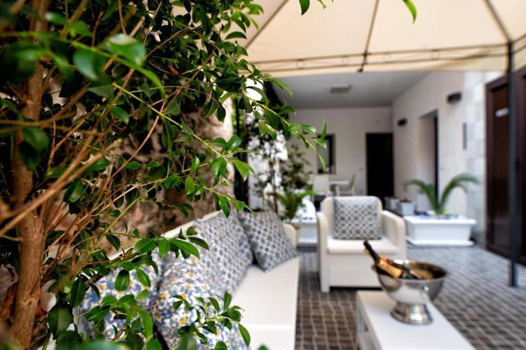 Catania Rooms ภายนอก รูปภาพ
